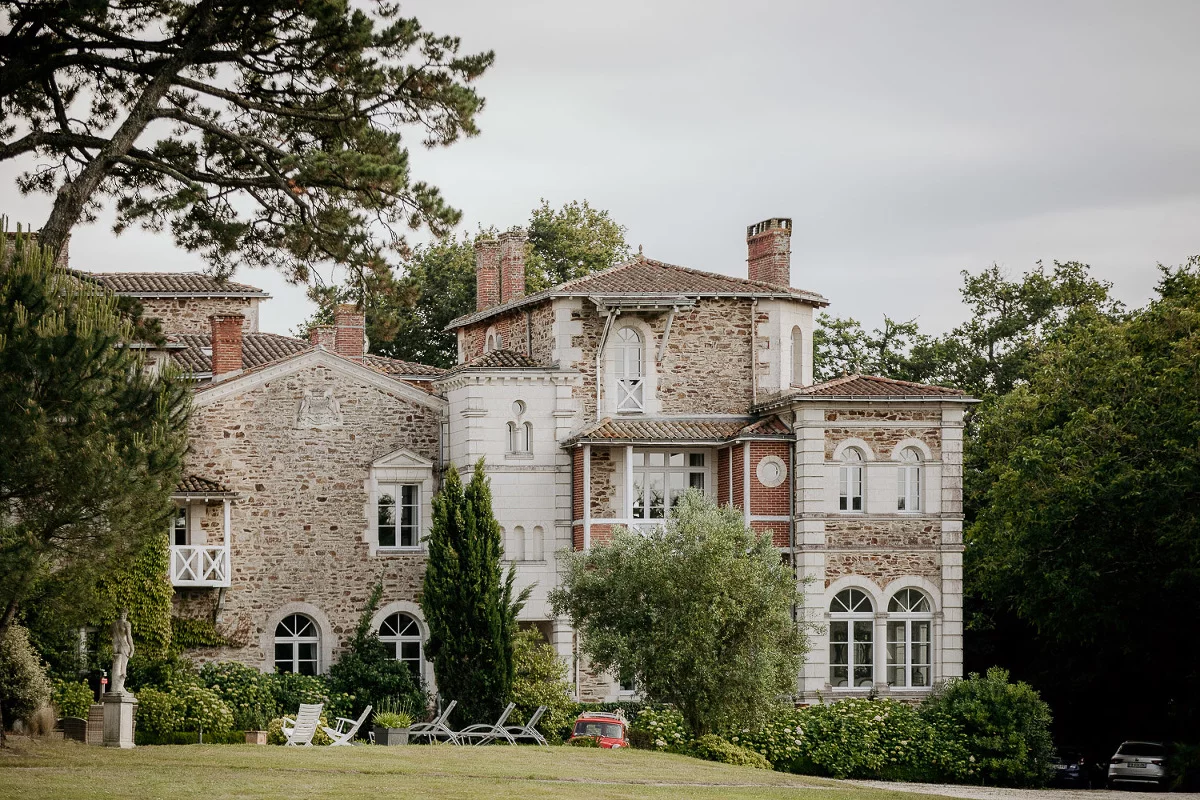 photographe-mariage-au-domaine-de-lEtabliere_-63(pp_w1200_h800).jpg